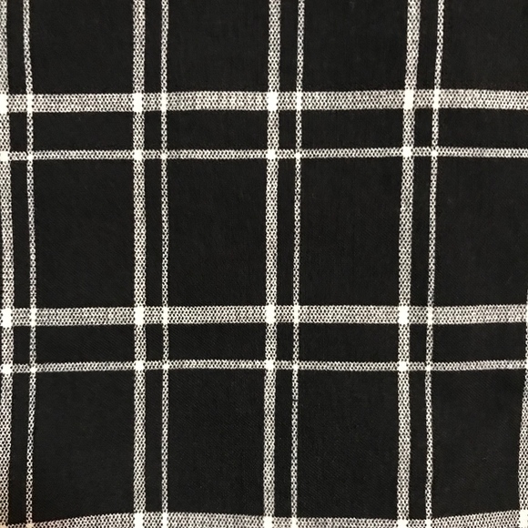 Plus size black and white plaid pants - Picture 3 of 3